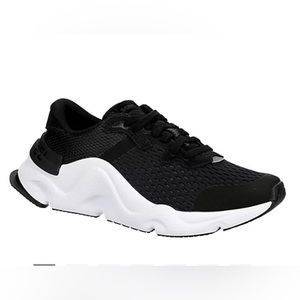 Sorel Kinetic women’s size 9